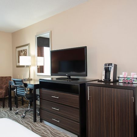 Holiday Inn Express Hotel & Suites Grand Rapids-North By Ihg Eksteriør billede